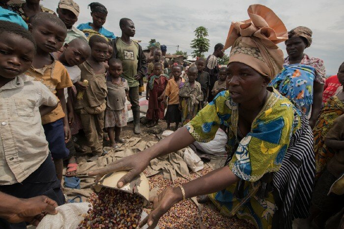 WFP når rekordhøye 5 millioner mennesker i Den demokratiske republikken Kongo i et år preget av økende sult